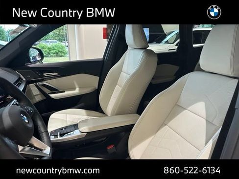New 2026 BMW X1 xDrive28i w/ Technology Package AWD/4WD image 17