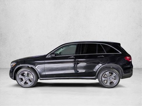 Certified 2022 Mercedes-Benz GLC 300 image 9