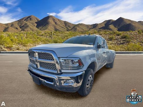 Used 2018 RAM 3500 Laramie AWD/4WD image 2