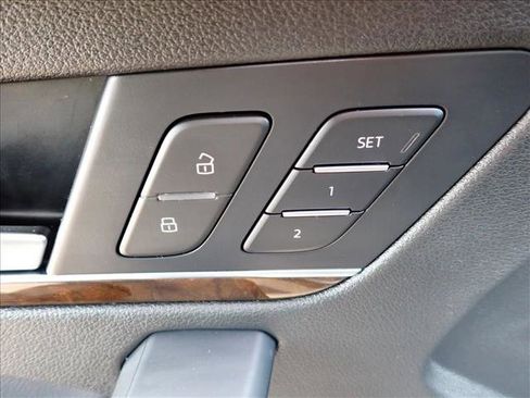 Used 2018 Audi Q5 2.0T Premium Plus w/ Premium Plus Package AWD/4WD image 14