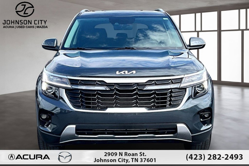 Used 2024 Kia Seltos EX AWD/4WD image 3