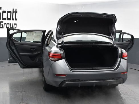 Used 2024 Nissan Sentra SV image 35