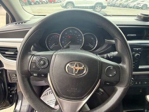 Used 2015 Toyota Corolla LE FWD image 15