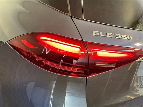 New 2026 Mercedes-Benz GLE 350 4MATIC image 5
