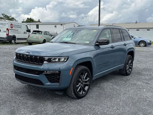 New 2026 Jeep Grand Cherokee Limited AWD/4WD image 23