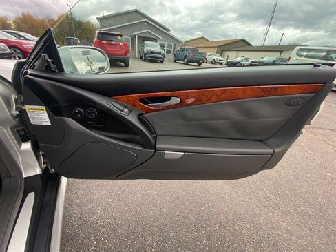 Used 2004 Mercedes-Benz SL 55 AMG image 10