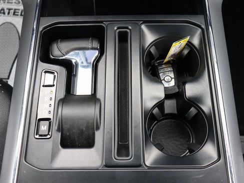 Used 2023 Ford F150 Lariat w/ Trailer Tow Package image 28