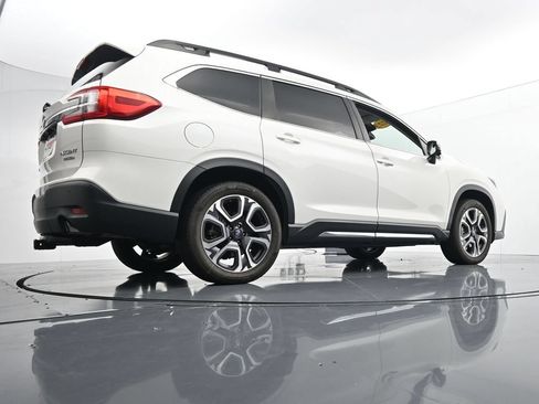 Used 2023 Subaru Ascent Limited w/ Technology Package AWD/4WD image 34