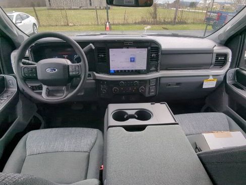 New 2026 Ford F250 XLT w/ XLT Premium Package image 18