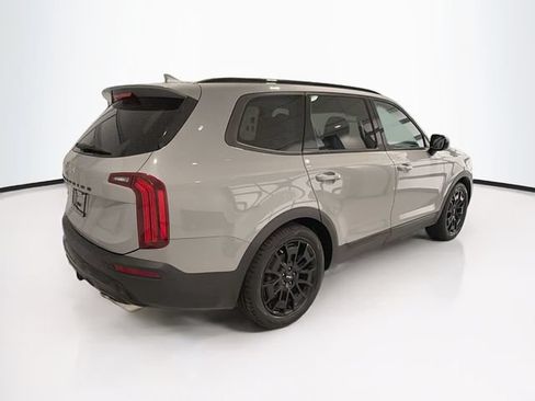 Used 2022 Kia Telluride SX w/ SX Prestige Package AWD/4WD image 7