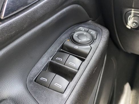 Used 2020 Chevrolet Equinox LT AWD/4WD image 24
