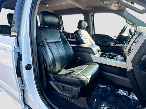 Used 2021 Ford F250 Lariat w/ Lariat Value Package image 27