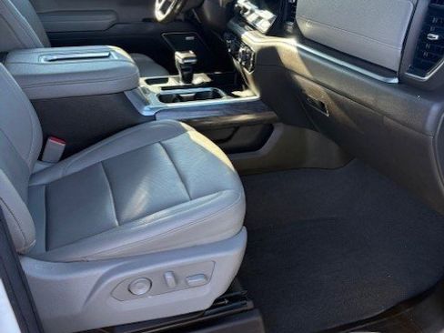 Used 2022 Chevrolet Silverado 1500 LTZ w/ LTZ Premium Texas Edition image 16