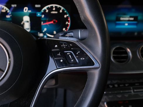 Used 2021 Mercedes-Benz E 350 Sedan image 19