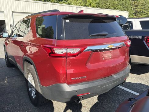 Used 2019 Chevrolet Traverse LT FWD image 15