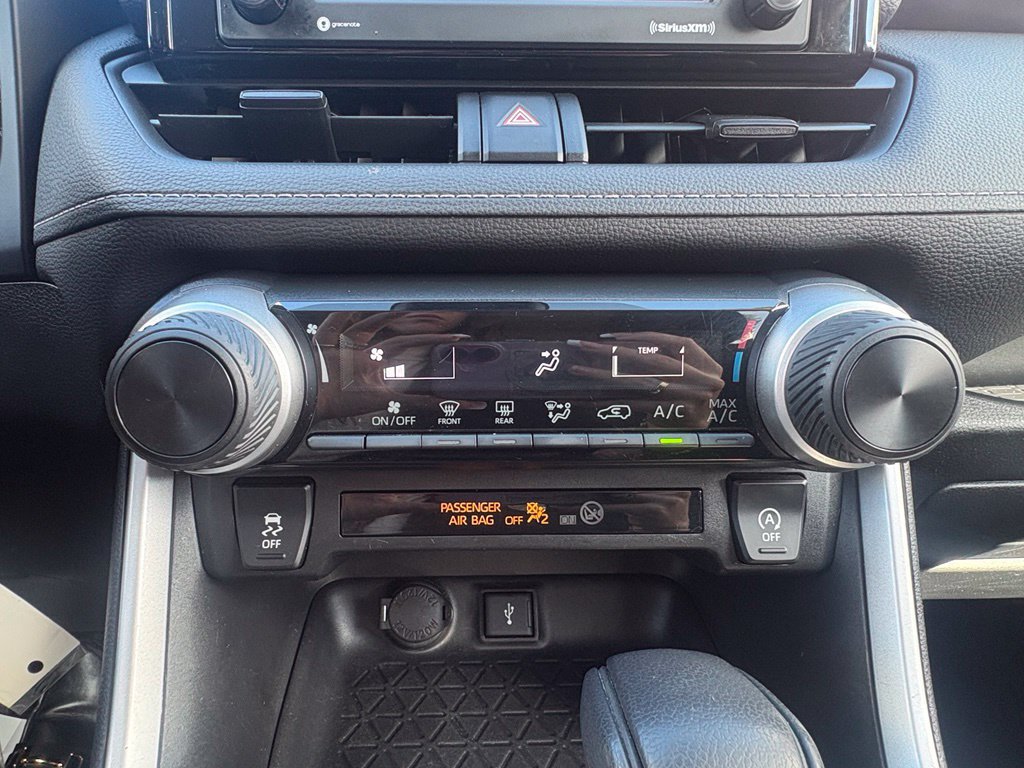 Used 2020 Toyota RAV4 LE w/ All Weather Liner Package AWD/4WD image 52