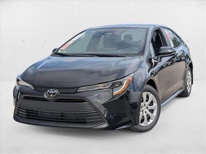 New 2025 Toyota Corolla LE