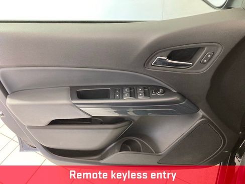 Used 2021 Chevrolet Colorado Z71 image 13