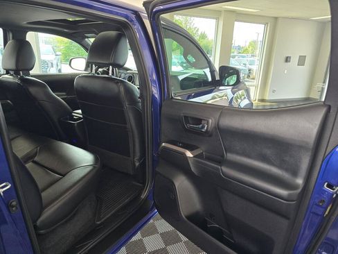 Certified 2023 Toyota Tacoma Limited AWD/4WD image 39