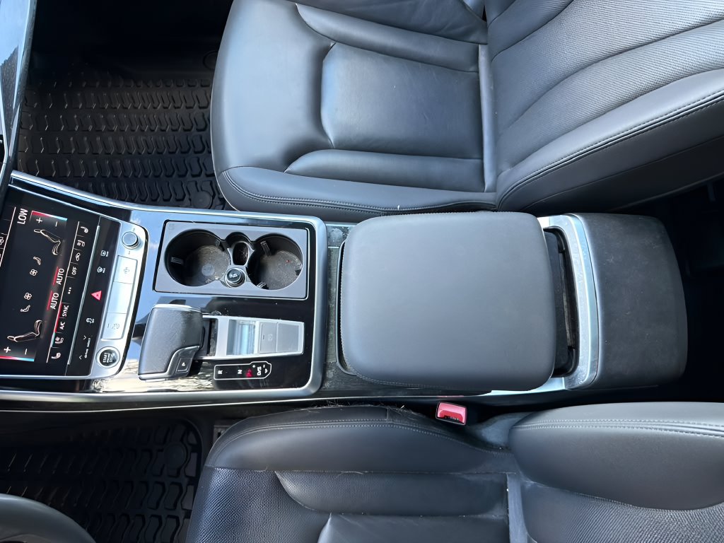 Used 2021 Audi Q7 3.0T Prestige w/ Prestige Package AWD/4WD image 23