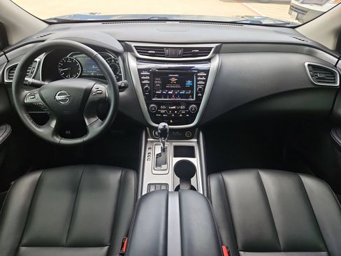 Certified 2022 Nissan Murano SV w/ SV Midnight Edition Package image 18