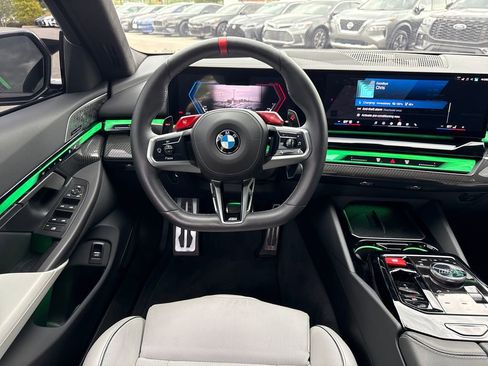 Used 2025 BMW M5 Touring AWD/4WD image 13