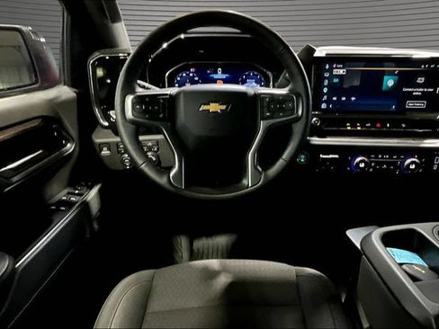 Certified 2025 Chevrolet Silverado 1500 LT w/ All Star Edition Plus AWD/4WD image 9