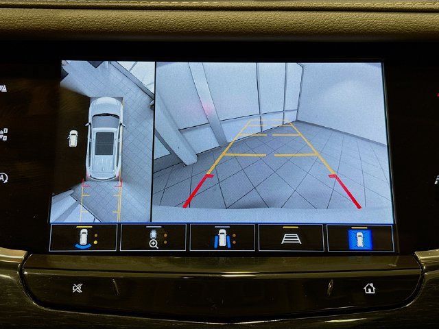 Used 2024 Cadillac XT6 Premium Luxury w/ Technology Package AWD/4WD image 12