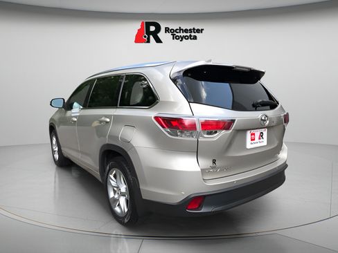 Used 2016 Toyota Highlander Limited Platinum AWD/4WD image 5