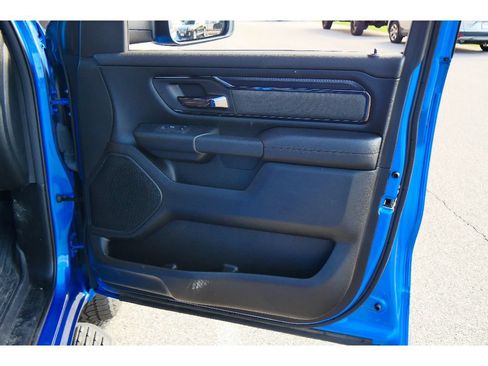 Used 2023 RAM 1500 4x4 Crew Cab image 16