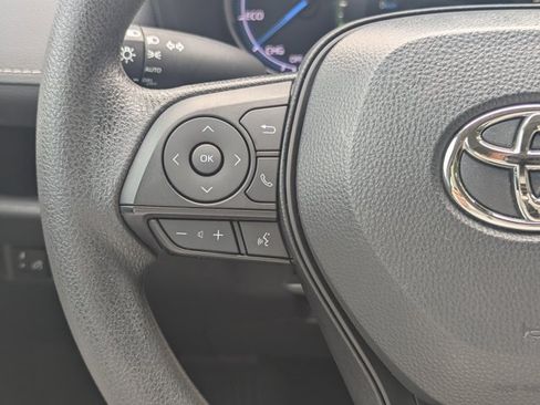 Used 2024 Toyota RAV4 XLE image 21