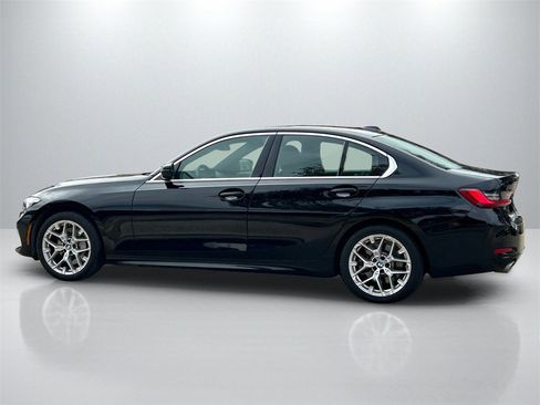 Used 2025 BMW 330i Sedan image 8