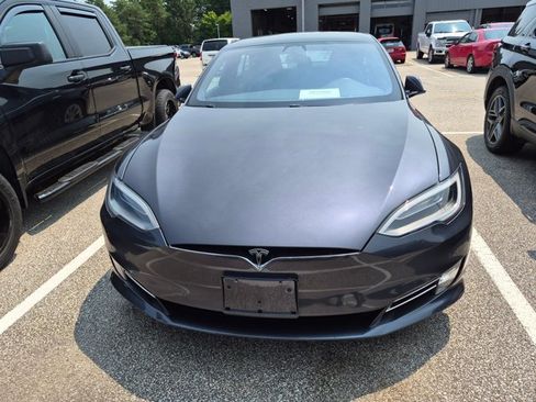 Used 2018 Tesla Model S 100D AWD/4WD image 2