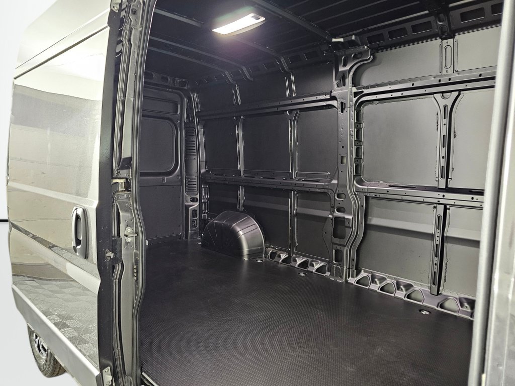 New 2026 RAM ProMaster 2500 w/ Quick Order Package 22G SLT FWD image 34