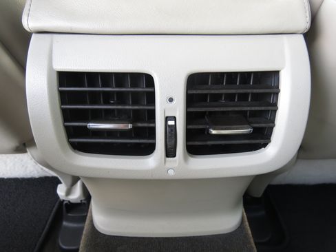 Used 2012 Acura TL w/ Technology Package FWD image 27