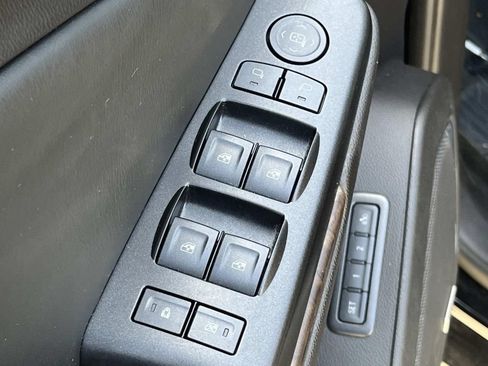 Used 2016 Chevrolet Tahoe LT AWD/4WD image 29