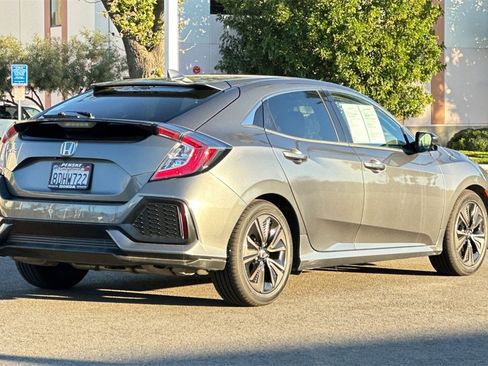 Used 2018 Honda Civic EX image 4