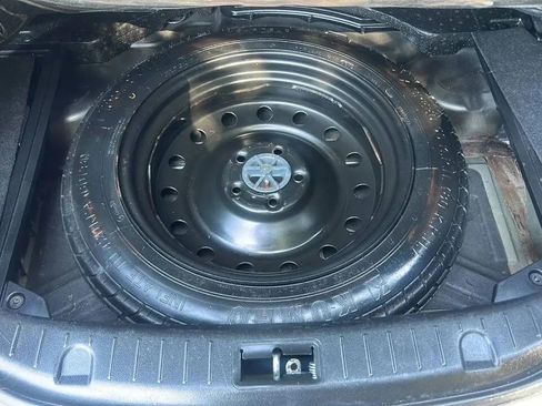 Used 2011 Hyundai Genesis 2.0T image 13