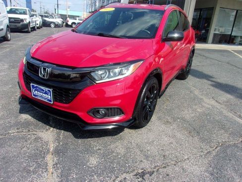 Used 2022 Honda HR-V Sport image 2