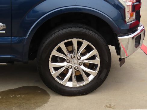 Used 2015 Ford F150 King Ranch w/ Equipment Group 601A Luxury image 9