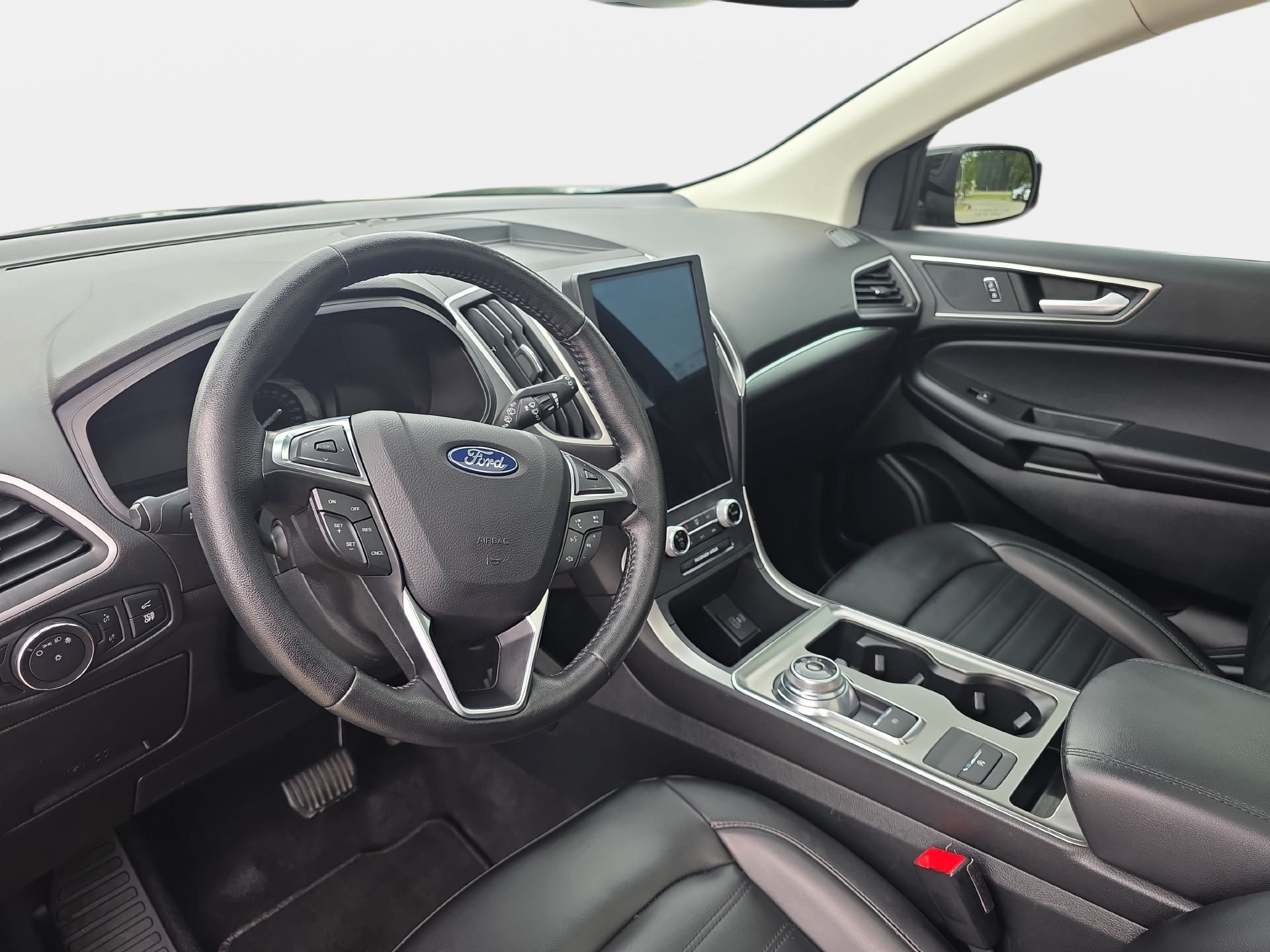 Used 2022 Ford Edge SEL w/ Convenience Package AWD/4WD image 16