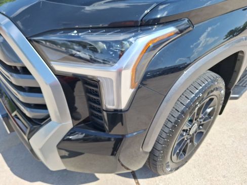 Used 2024 Toyota Tundra Limited w/ Power Package AWD/4WD image 10