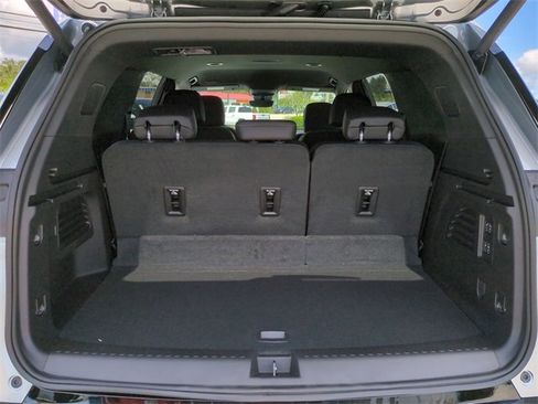 New 2026 Chevrolet Traverse High Country image 13