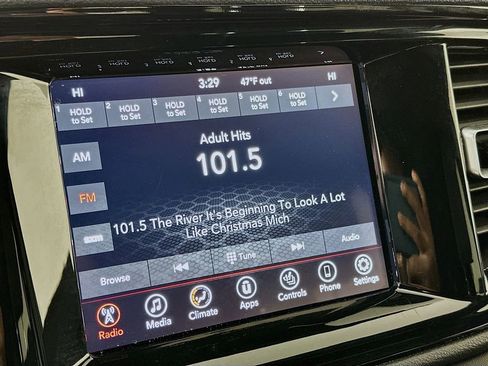 Certified 2024 Dodge Durango SXT image 23