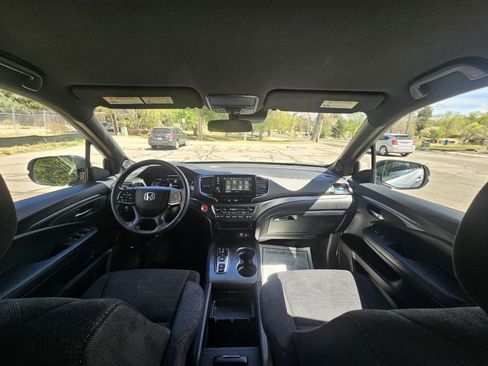Used 2022 Honda Pilot Sport image 41