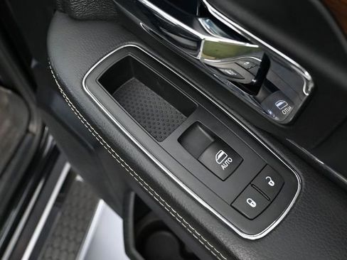 Used 2016 RAM 1500 Laramie w/ Convenience Group image 48