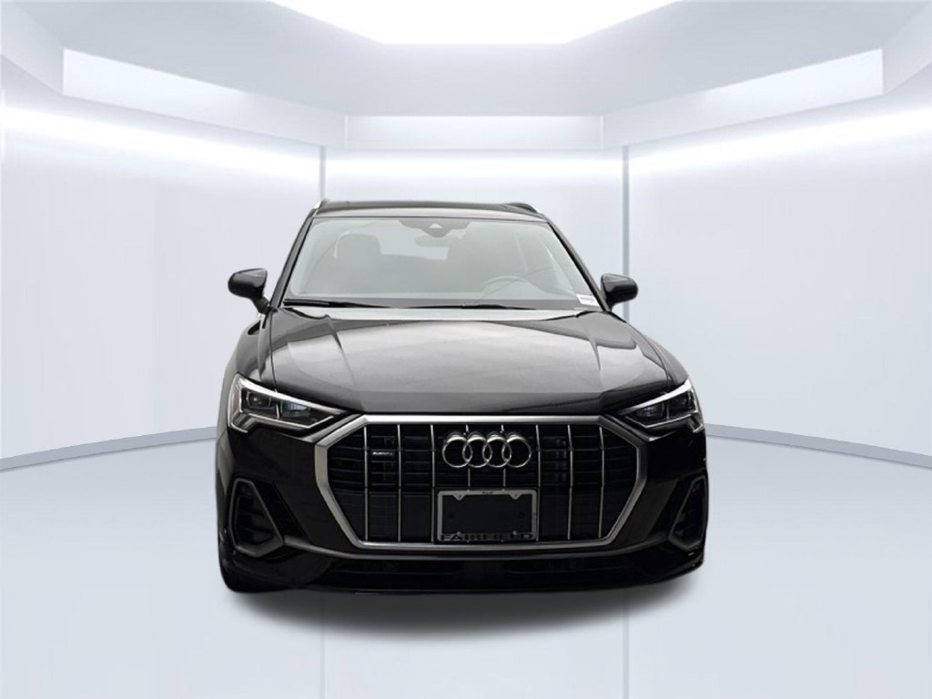 Used 2022 Audi Q3 2.0T Premium Plus w/ Premium Plus Package AWD/4WD image 9