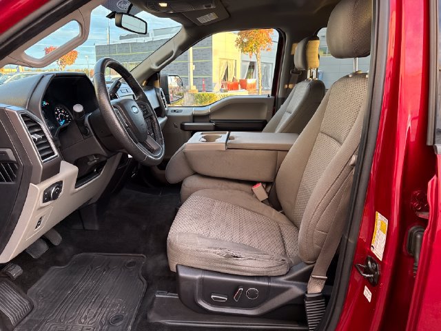 Used 2015 Ford F150 XLT w/ Equipment Group 302A Luxury AWD/4WD image 19