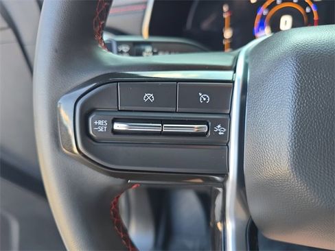 Certified 2023 Chevrolet Colorado Z71 w/ Z71 Convenience Package 2 image 25