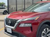 Used 2023 Nissan Rogue SV image 2